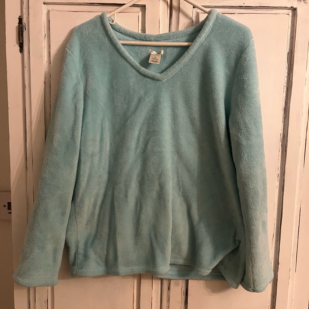 Croft & Barrow Soft Teal Fleece Top